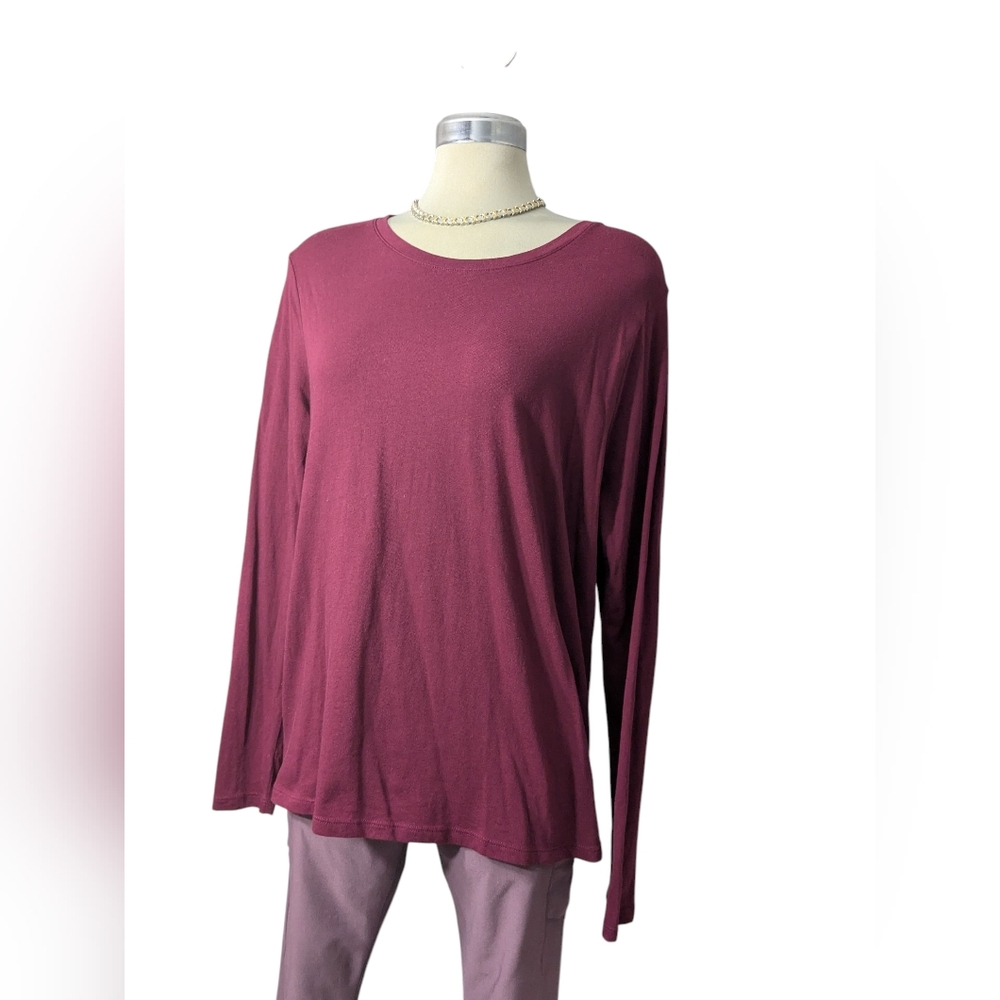 Time and Tru Women's Long Sleeve Top in Deep Rose Size L